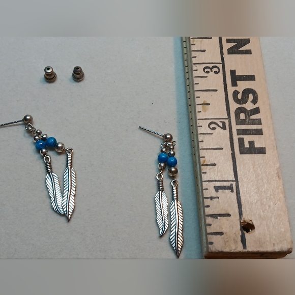 Vintage Silver Tone Metal Blue Feather Fashion Stud Earrings Western Jewelry#24W - Picture 2 of 11